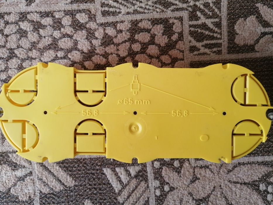 Подрезетники Legrand