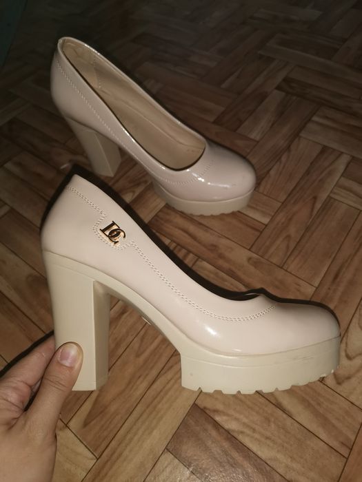 Продам туфли