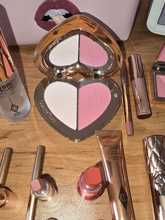 Оригинална козметика на Charlotte Tilbury