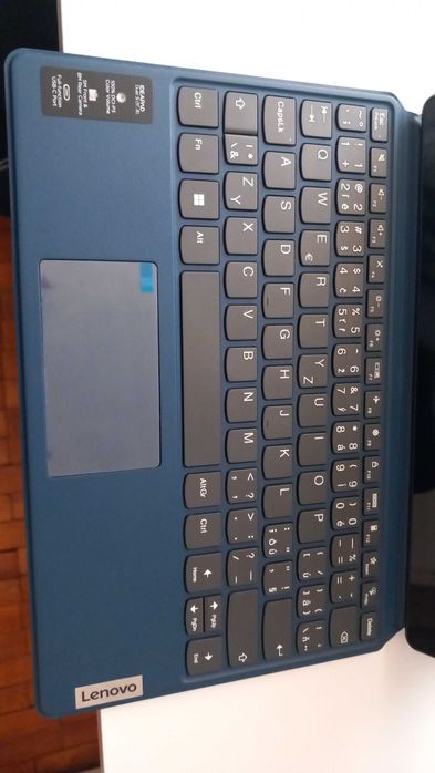 Vand tabletă-laptop lenovo IdeaPad Duet3