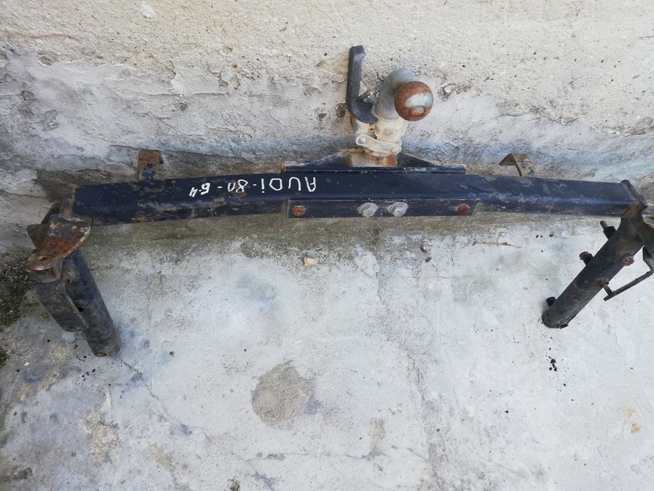 Теглич ауди 80 б4 седан