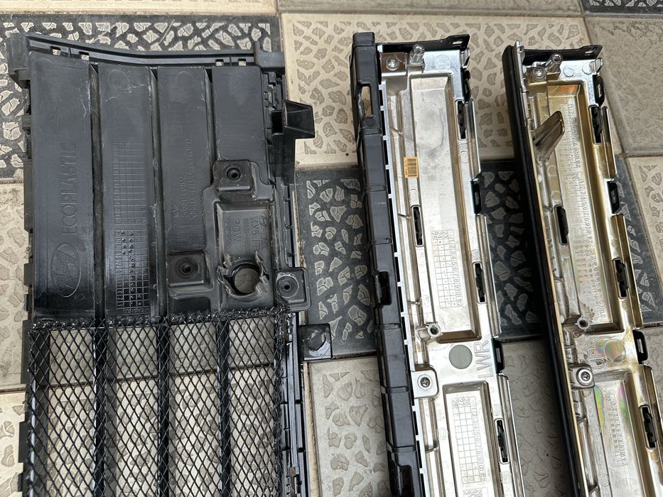 Решетки радиатора Hyundai Santa Fe MX5