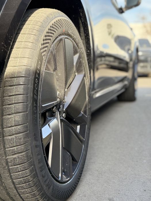 Lixiang L9 Ultra Restyling Фулл комплект (воситачиларсиз)