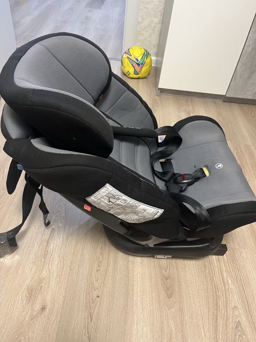 Продам автокресло детское кресло