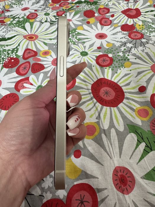 Продам apple 13 128