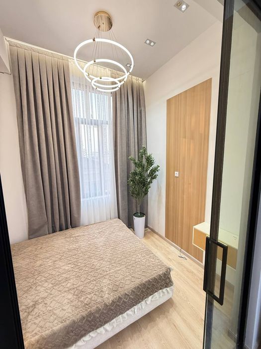 ЖК Чинабад квартира 1 переделана в 2 к,1 этаж новостройка