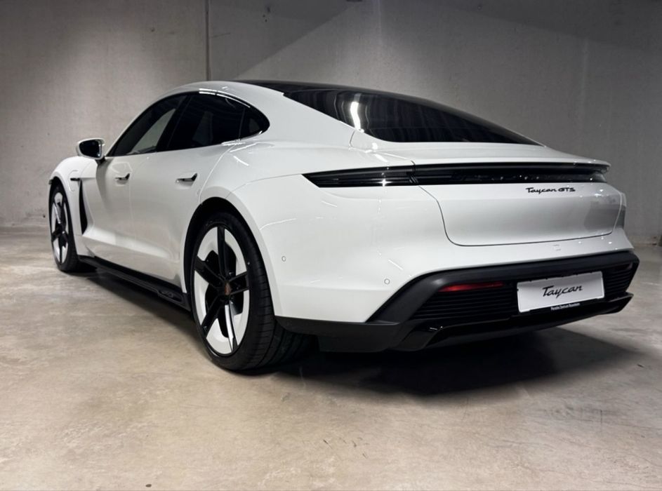 Porsche Taycan GTS