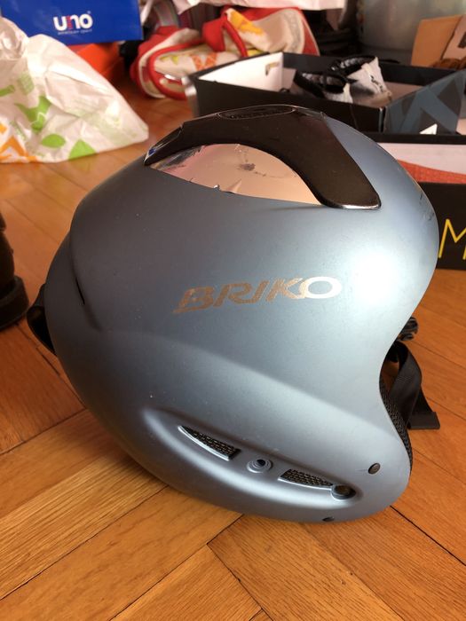 Ски каска за момче