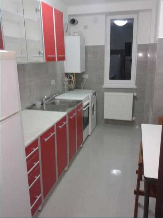 Ap. 2 camere dec., et. 1, George Enescu, zona Liceul de Informatica