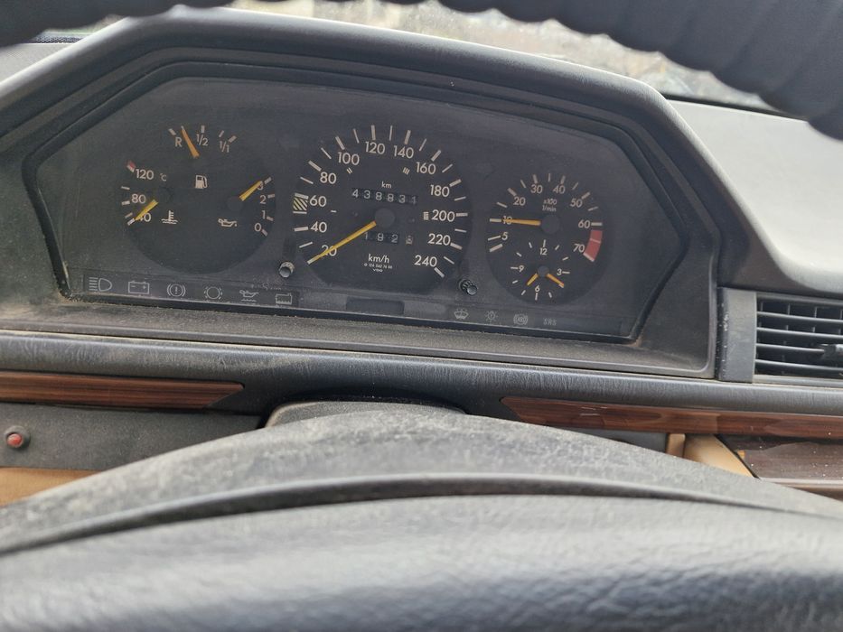 Мерцедес 124 2.0 136 НА ЧАСТИ