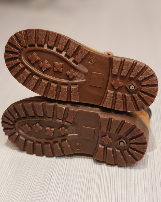 Vânzare bocanci/ghete iarna pt  copii 30/35