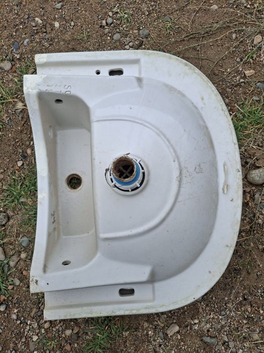 Умывальник   продам