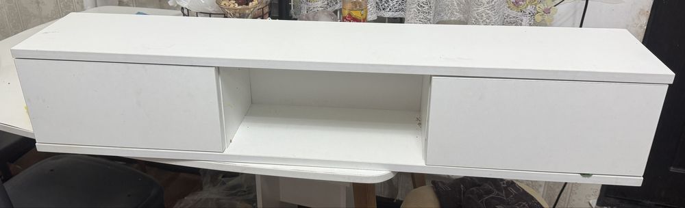 Настенный маленький шкаф