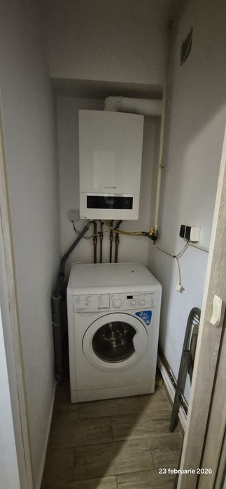 Inchiriez apartament  2 camere centru Brașov