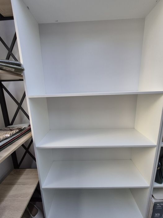 Полки для магазинов