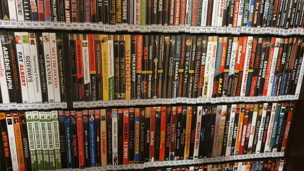 Colectie de DVD-uri - peste 1.000 filme