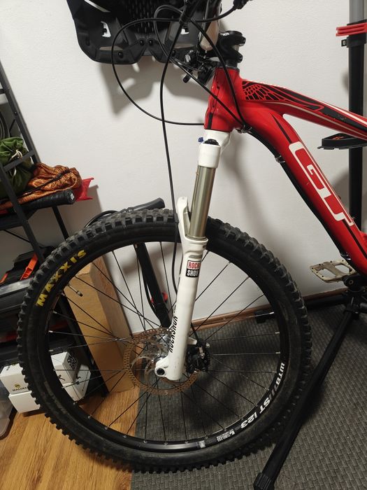 Bicicletă Full Suspension GT Sensor Expert 27.5"