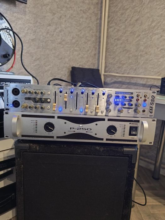 Усилвател с мишпулт Omnitronic