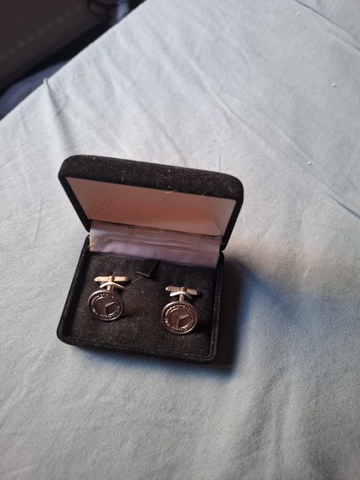 Butoni Mercedes din argint