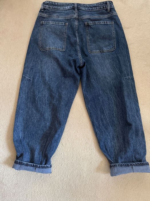 Придавам дамски дънки!