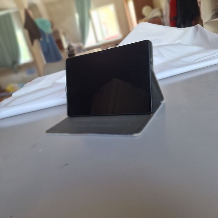 Планшет новый состаяние хорошо