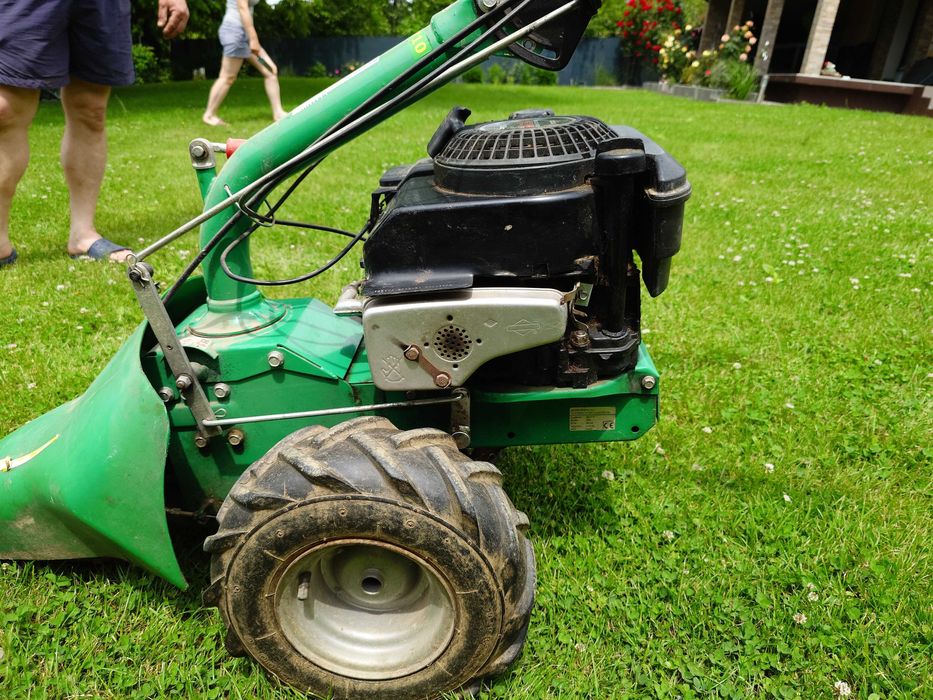 Motocoasă OKAY Briggs&Stratton
