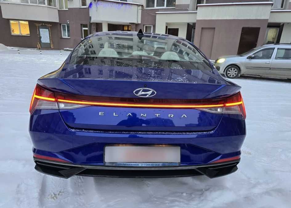 продам Hyundai Elantra, 2021