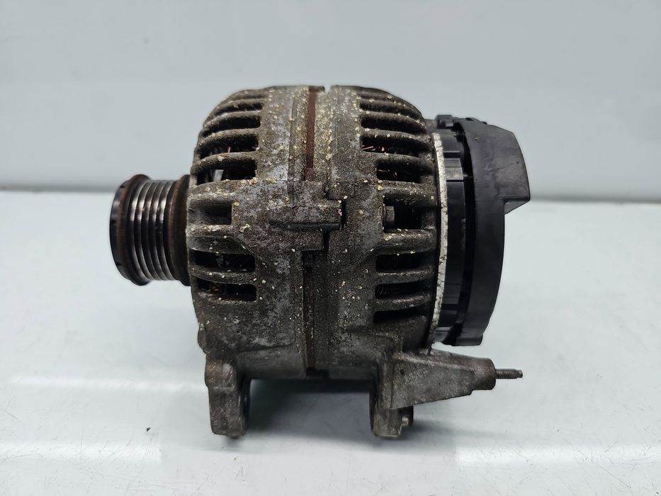 Alternator Volkswagen Golf 5 (1K1) [Fabr 2004-2008] 06F903023F 2.0 TDI