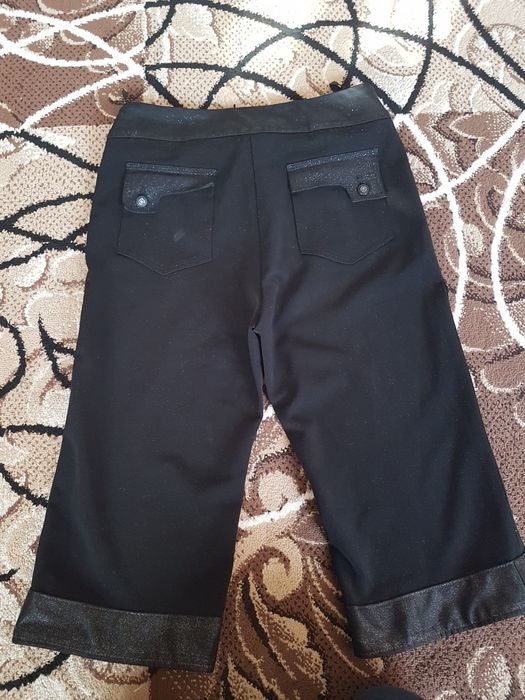 Женские капри из плотного материала