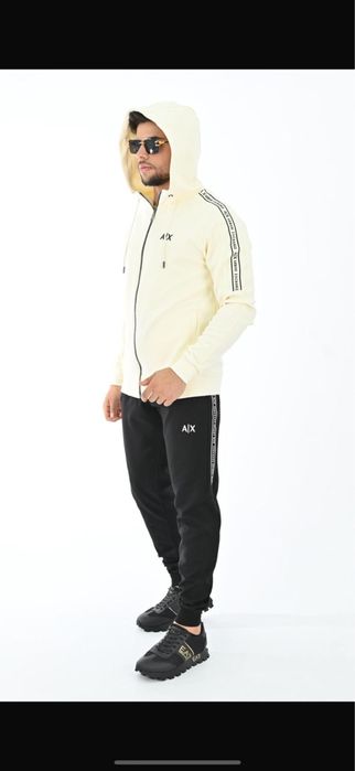 Trening MADE BY SOCIETY 300 lei mai multe modele in privat