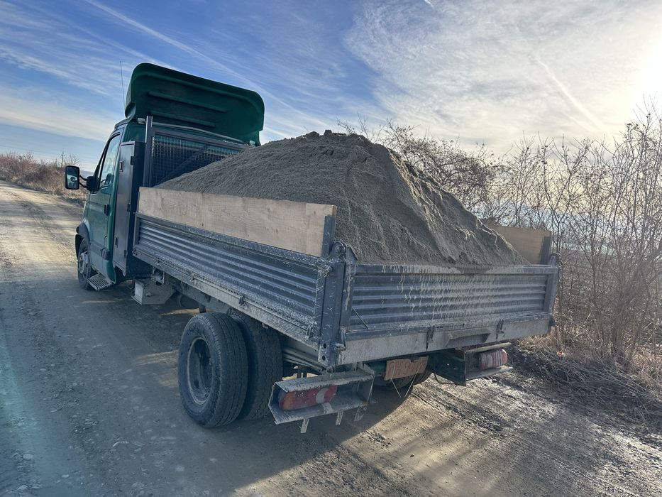 Aduc la comandă nisip, balastru, pietriș, piatră spartă, pământ vegetal Prahova
