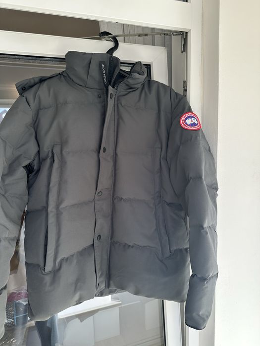 Куртка зимняя  canada goose
