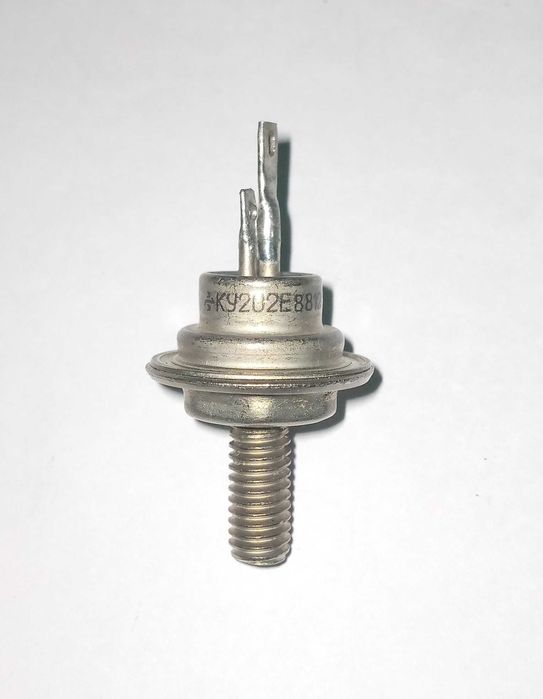 Тиристоры кремниевые КУ202Е планарно-диффузионные, структуры p-n-p-n,