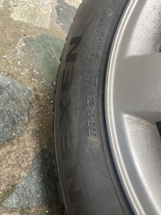 Продават се гуми 205/55/16