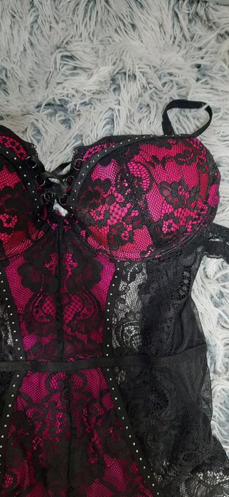 Lenjerie de damă nouă