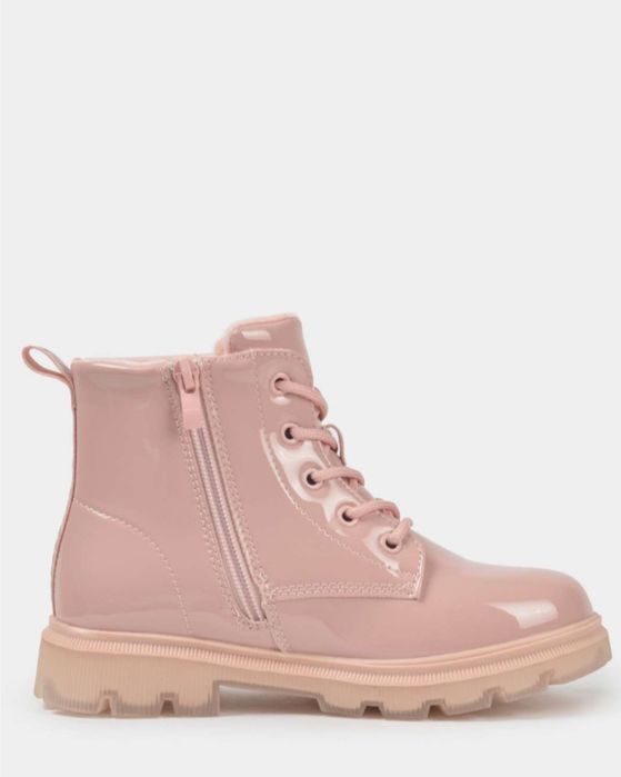 Новые детские сапожки