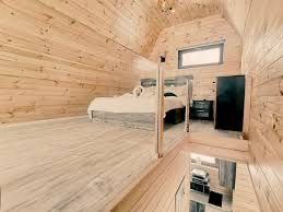 Vand cabane tip A frame de vacanta
