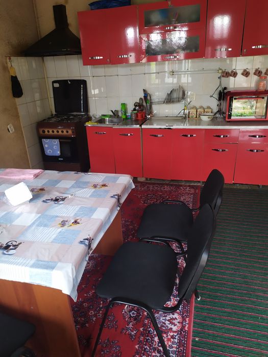 Ховли сотилади . Солнечныйда !