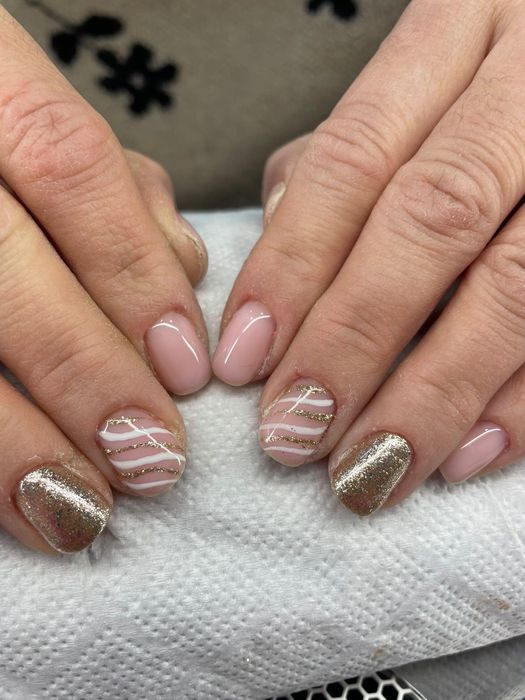 Маникюр Педикюр Ноктопластика