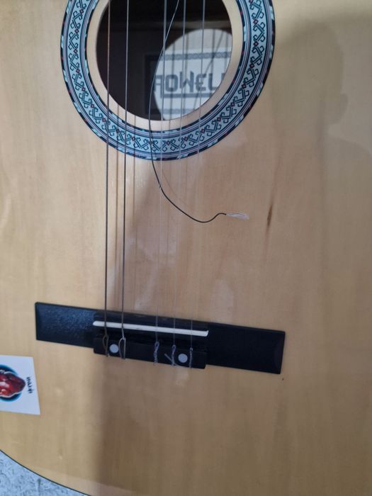 Продаётся гитара