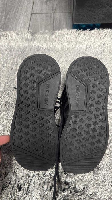 Adidas  децки маратонки