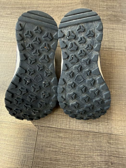 Детски боти Decathlon
