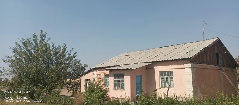 Uy sotiladi 13 sotix