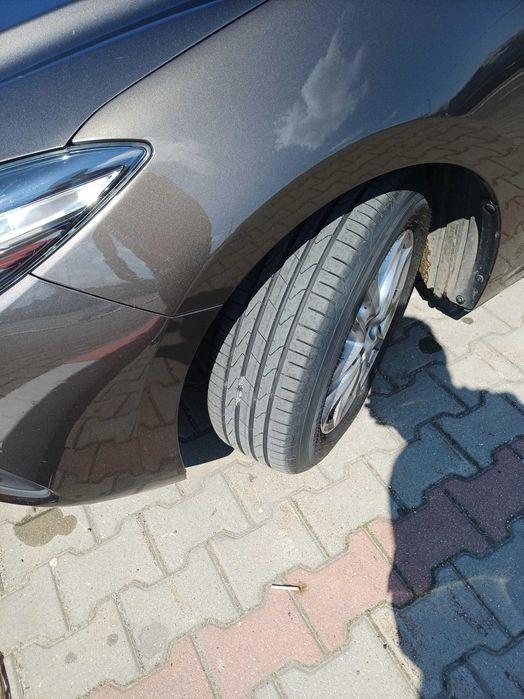 anunt auto vanzare mazda 3