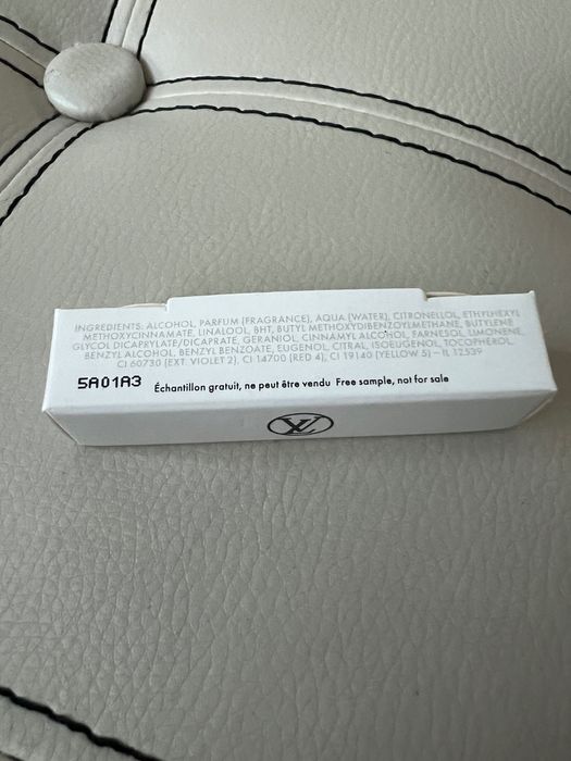 Louis Vuitton Ombre Nomade 2 мл парфюм