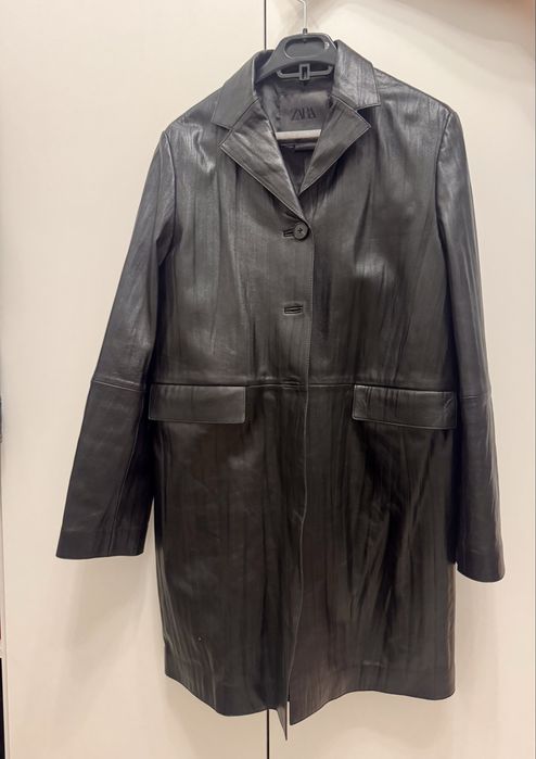 Кожаный плащ от zara