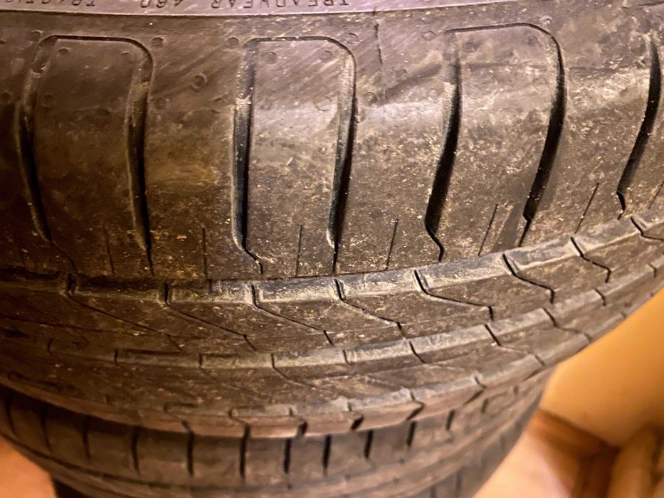 Anvelope Continental UltraContact 185/60 R14 82H rulate 1 sezon ca nou