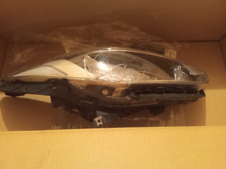 Фара на хундай акцент