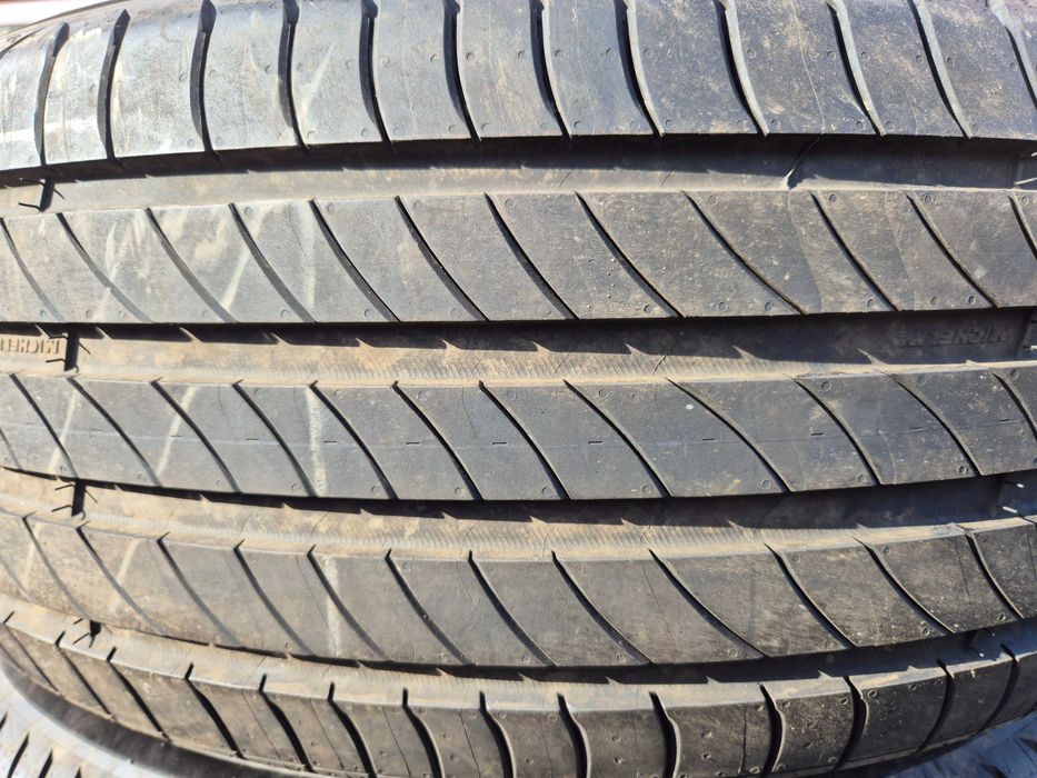 2 Anvelope de VARA - 225/55/18 - Michelin - CA UNELE NOI - DOT 2024 !