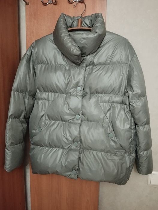 Продам куртку пуховик